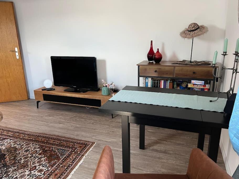 Gemuetliches Apartment Fuer Messe, Job & Kurzurlaub Im Gruenen, Naehe Duesseldorf Meerbusch Exterior foto