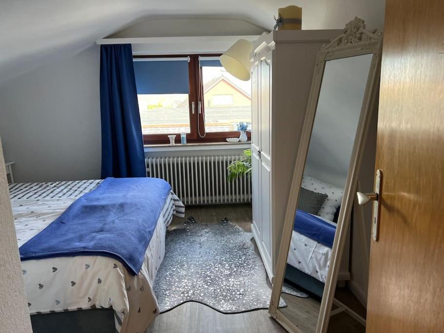 Gemuetliches Apartment Fuer Messe, Job & Kurzurlaub Im Gruenen, Naehe Duesseldorf Meerbusch Exterior foto